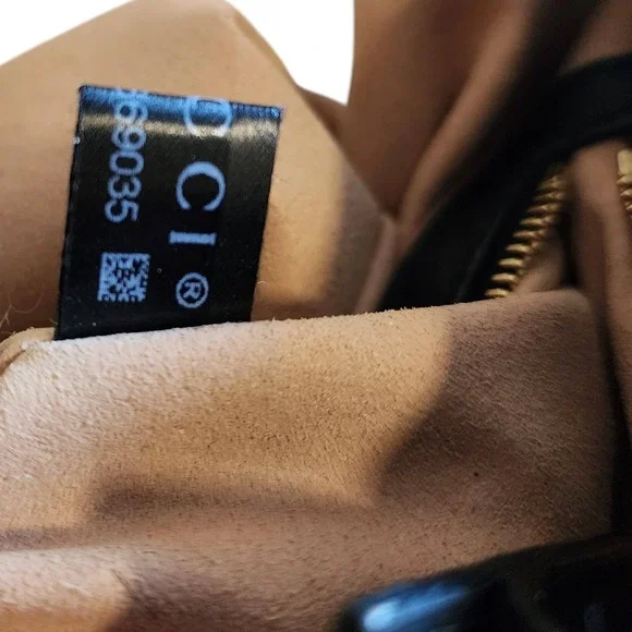 Gucci Bee Supreme Tote GG Monogram Gold Metallic Canvas Black Leather 473887 - Picture 9 of 9